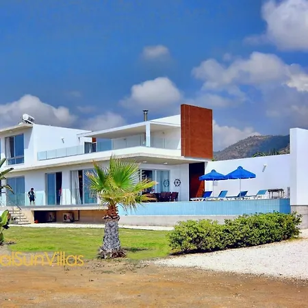 Blue - Front Spectacular Sleeps 10