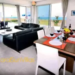 Blue - Front Spectacular Sleeps 10 *