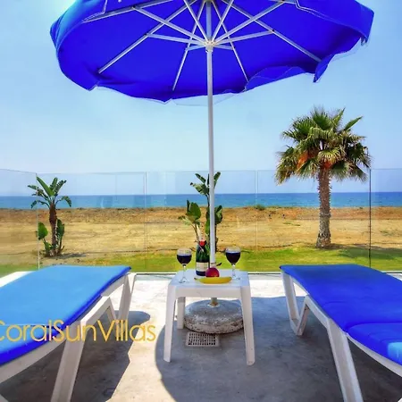 Villa Blue - Front Spectacular Sleeps 10