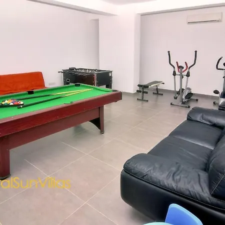 Blue - Front Spectacular Sleeps 10 Villa Argaka