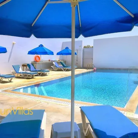 Villa Blue - Front Spectacular Sleeps 10