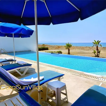 Blue - Front Spectacular Sleeps 10 Argaka