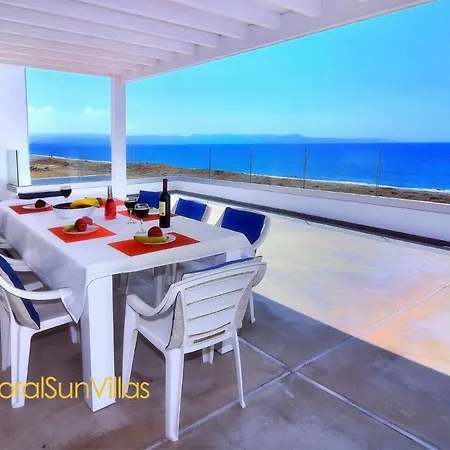 Villa Blue - Front Spectacular Sleeps 10 *