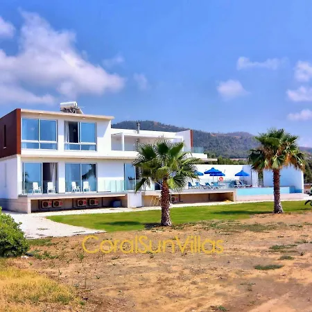 Blue - Front Spectacular Sleeps 10 Argaka
