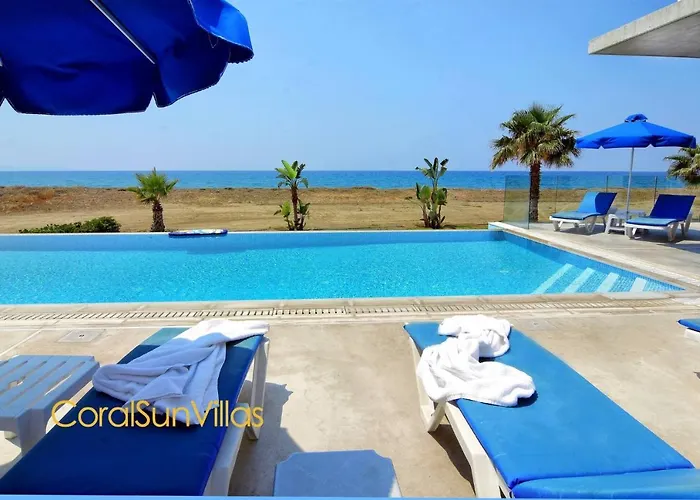 Blue - Front Spectacular Sleeps 10 Villa Argaka