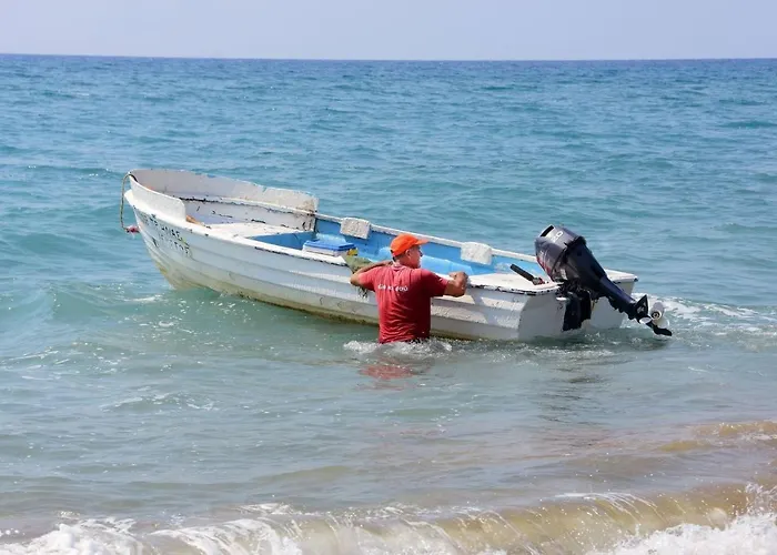 Blue - Front Spectacular Sleeps 10 Villa Argaka