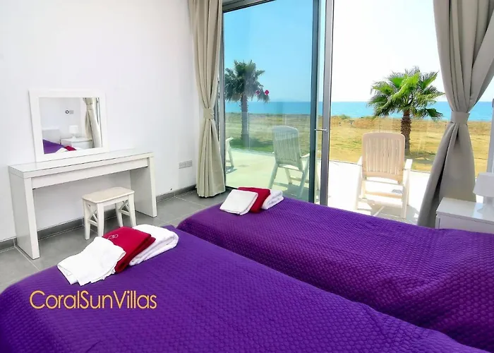 Blue - Front Spectacular Sleeps 10