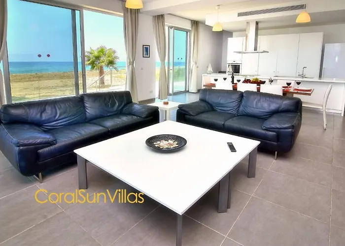 Blue - Front Spectacular Sleeps 10 Villa Argaka