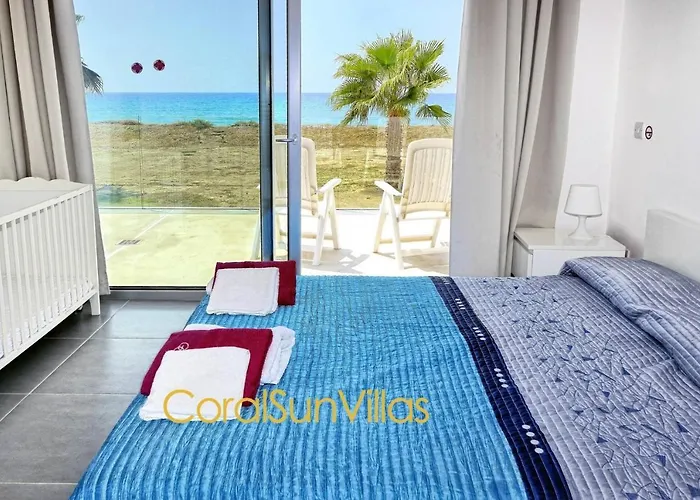 Villa Blue - Front Spectacular Sleeps 10