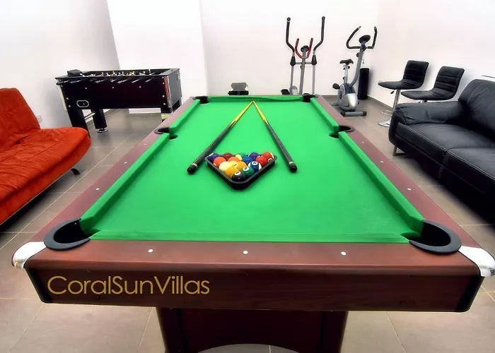 Blue - Front Spectacular Sleeps 10 Argaka