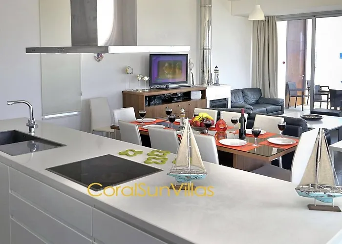 Blue - Front Spectacular Sleeps 10 Villa Argaka