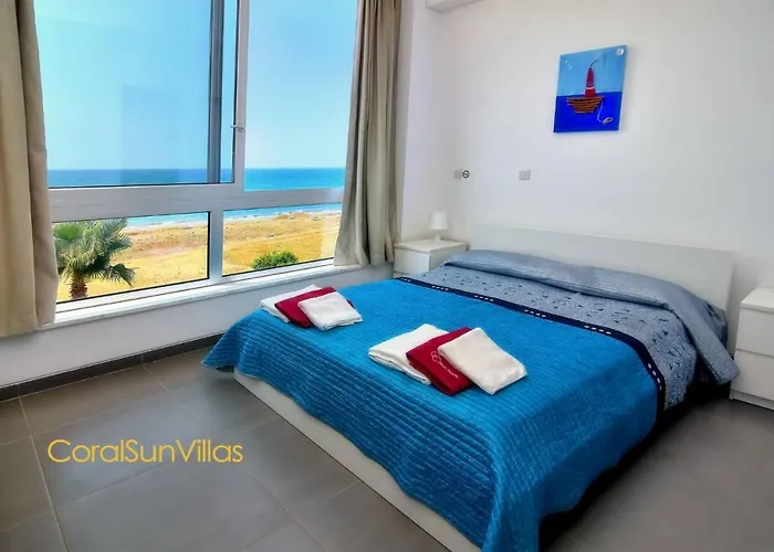 Blue - Front Spectacular Sleeps 10 Argaka